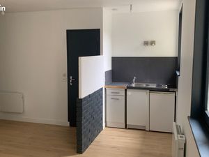 Studio 27m² rénové – Calme  Vue rivière  Parking