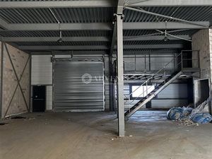 Local bureaux 250 m²