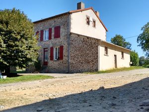Grande maison à Pierre-Buffière