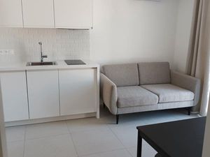 T3 meublé avec terrasse dans le centre