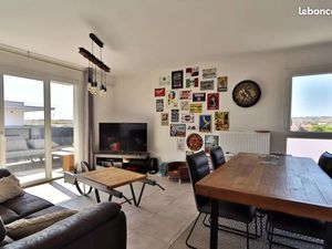 Appartement T3 avec balcon et double parking