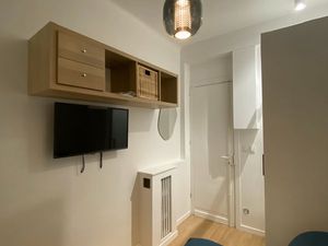 Studio Meublé  10 m2 à Louer