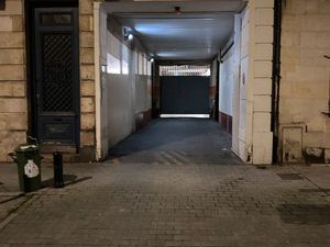 Place de parking à louer