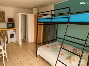 Studio tout équipé – prêt à habiter (bail à l’année)