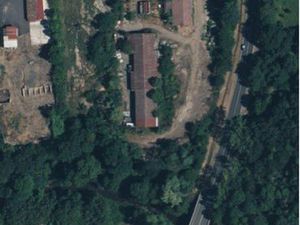 Location terrain industriel avec bâtiment 700m2