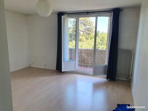 Pariculier vends T3 Horloge