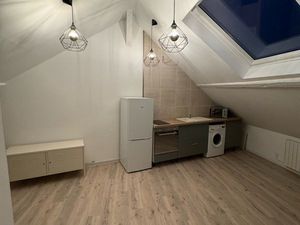 F2 meublé entièrement rénové