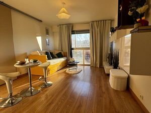 Studio meublé - Bail mobilité - Place Jean Jaurès - La Plaine