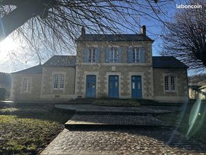 Propriété 11 pièces 279 m²