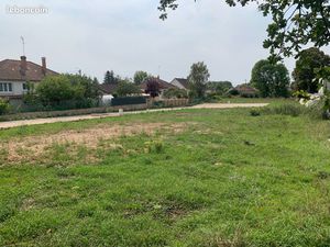 Vends terrains à bâtir