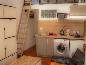 Studio meublé 1 pièce 22 m2 Rdc avec parking