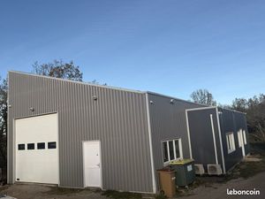 Location dépôt avec bureaux