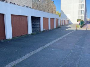 RARE : Garage secteur Chartrons - Cité du vin - Bassin à flot