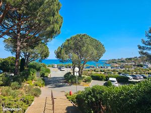 Studio dans domaine en bord de mer