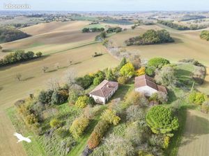 Ferme 8 pièces 320 m²