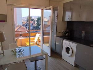 Particulier loue T1 bis meublé avec balcon et garage Aix les Bains