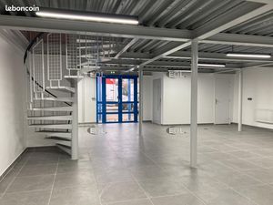 Local d'activité 311 m²