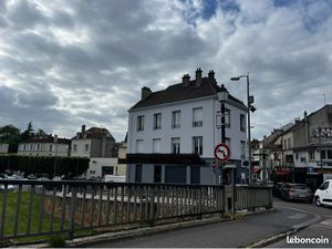 Local commercial Thorigny Centre Gare pour service