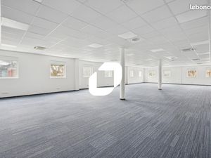Bureaux 263 m²
