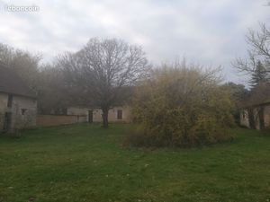 Maison 140m²  5 pièces sur grand terrain boisé 1 2ha au milieu des champs  dépendances 500