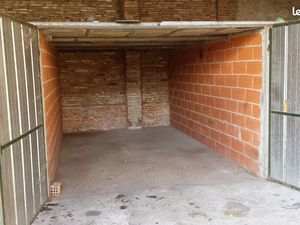 Grand garage 40m3 centre Moissac