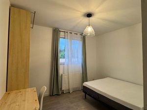 ? Chambre cosy 9 5 m² – lit double + bureau