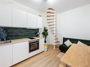 StudiStudio Duplex meublé 18 m² avec balcons – Métro Jeanne d’Arc