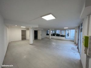 Local pro à louer - 90m2