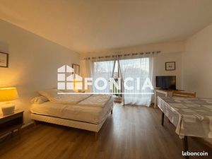 Studio 1 pièce 26 m²