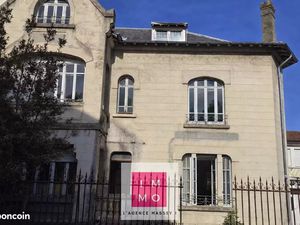 Immeuble 11 pièces 224 m²