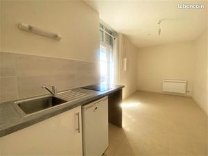 Studio 1 pièce 16 m²