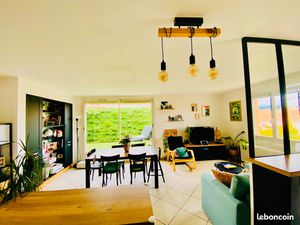 Appartement T4 dernier étage avec grande terrasse + cave