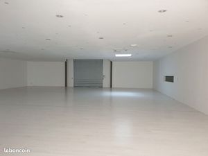 Local 600 m² CARCASSONNE