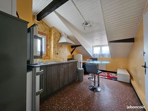 A louer F2 meublé à PAU  20 rue Dévéria  proche Saint-cricq et centre ville