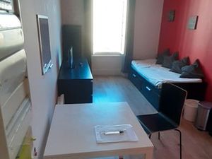 Studio meuble etudiant 17m2 gerland debourg