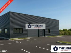 Local commercial 775 m²