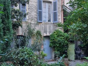 Vends Montélimar Gare/Centre-Folie 18ième-3 étages Meublé tout équipé