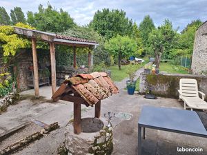 Maison mitoyenne avec jardin