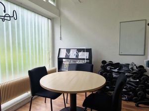 Bureau 62 m²