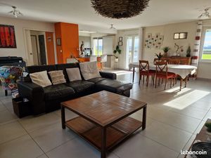 Direct particulier : maison familiale d’exception à Ménétrol – lumineuse  spacieuse avec j