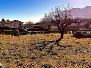 Terrain 500 M2 Voreppe secteur résidentiel calme