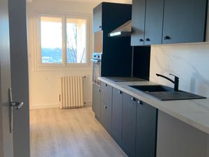 Appartement entièrement rénové