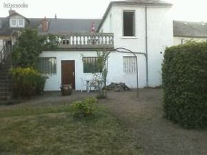 Maison de ville avec jardin et verger