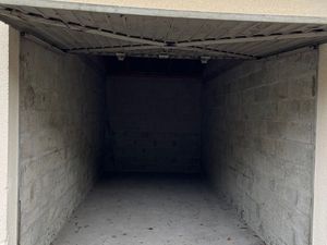 Location grand box - melun