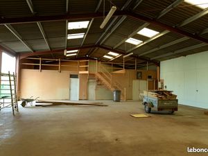 Loue local industriel