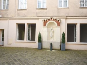 Bureaux 79 m² VERSAILLES