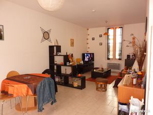 Appart t2 centre ville cognac avec cour