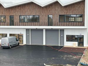 Local bureaux 2 145 m²