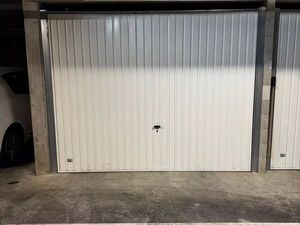 Parking/box 1 pièce Plan-de-Cuques