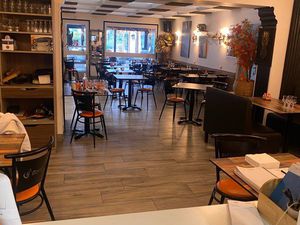 Lyon nord hôtel bar restaurant